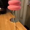 Lampe style bauhaus rose 