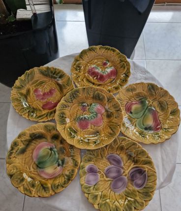 Anciennes assiettes à dessert Sarreguemines