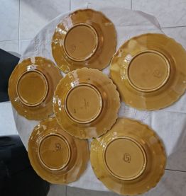 Anciennes assiettes à dessert Sarreguemines