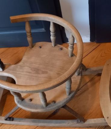 CHEVAL A BASCULE ANCIEN