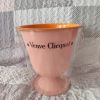 Saut à champagne Veuve clicquot 