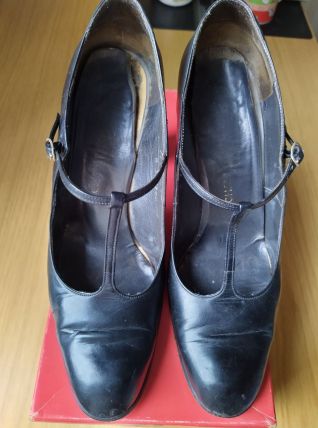 Chaussures cuir noir Salomé Charles Jourdan P37