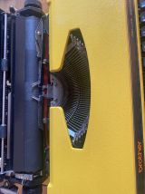 Machine à écrire Brother 660TR