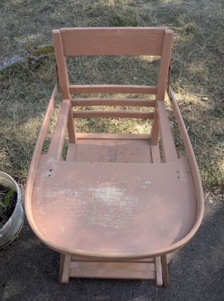 Chaise haute en bois