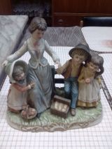Groupe statuettes femme enfants Capodimonte