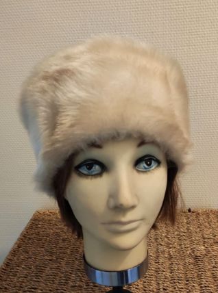 Toque en fausse fourrure "Pelfran" (Années 70)