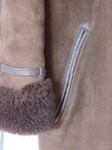 MANTEAU en peau de mouton retournée