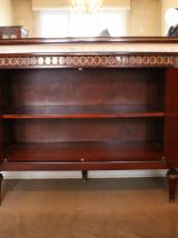 Buffet classique style Louis XVI 