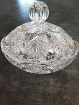 Bonbonnière en cristal de Pologne. 