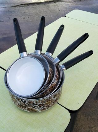 Batterie de 5 casseroles vintage