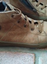 Chaussures montantes enfant pointure 33