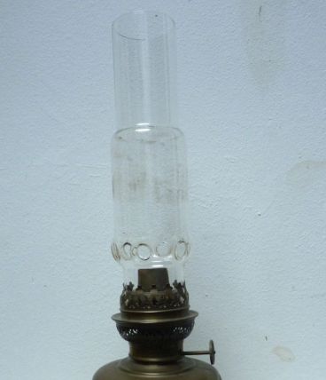 Ancienne lampe à pétrole cuivre vintage pour décoration roma