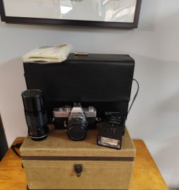 Appareil photo Minolta SRT 303b de 1975