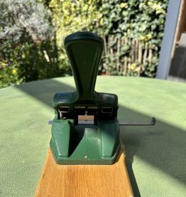 Perforatrice vintage Leitz 180