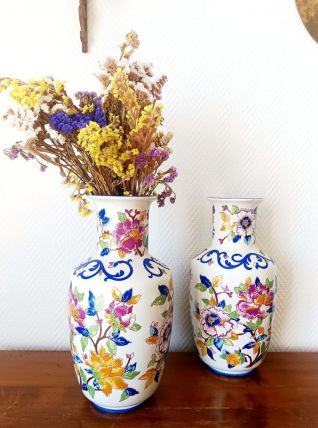 Paire de vases balustres aux pivoines 