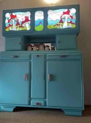 buffet mado avec vitraux