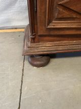 Armoire en noyer massif Fin du XVII siècle.
