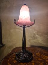 Lampe pied fer forgé ancienne, 1900 a 40 avec abat jour pate
