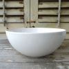 Grand saladier en porcelaine blanche
