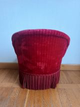 Fauteuil crapaud velours rouge à franges 