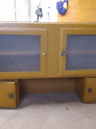 BUFFET VINTAGE MADO + PLAQUE DE MARBRE ENTRE LE HAUT ET BAS