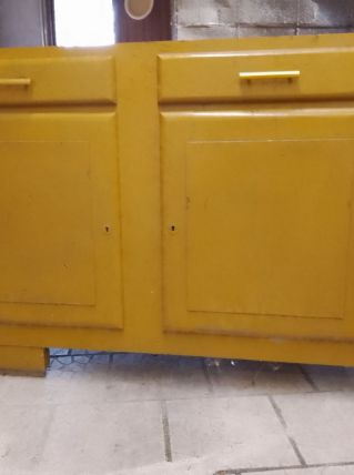 BUFFET VINTAGE MADO + PLAQUE DE MARBRE ENTRE LE HAUT ET BAS