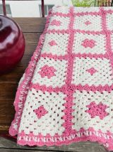 Plaid/Couverture Vintage Fait Main en bon etat