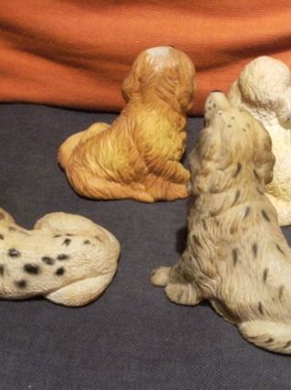 lot chiens - caoutchouc plastique - bon etat 