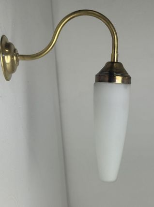 ANCIENNE APPLIQUE COL DE CYGNE EN OPALINE VINTAGE