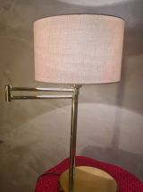lampe  modulable  de table au style chic et intemporel 56x36