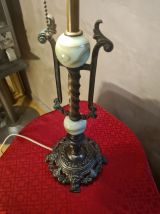 grande lampe bronze 1940 a 50 ,boules verres 60x24 elec ok i