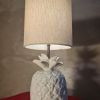 lampe ananas1960 porcelaine blanche  38x16 tres jolie modele