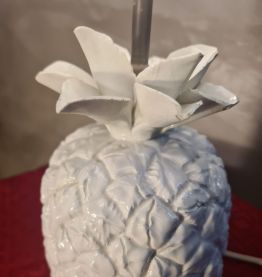 lampe ananas1960 porcelaine blanche  38x16 tres jolie modele