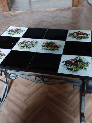 Table fer forgé décors équestre