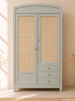 Armoire parisienne rénovée