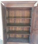 Armoire provençale en noyer fin 18ème siècle