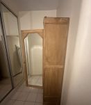 Armoire parisienne ancienne avec miroir biseauté 