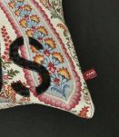 Coussin motifs cachemire "Nous"