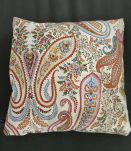 Coussin motifs cachemire "ELLE"