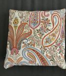 Coussin motifs cachemire "LUI"