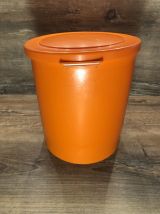 Poubelle Plastique Orange - Vintage 70