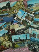 UNE GROSSE BOITE REMPLIS DE CARTES POSTALES 