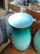 Jolie paire de vases en opaline verre 