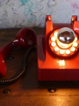 LAMPE TELEPHONE ROUGE