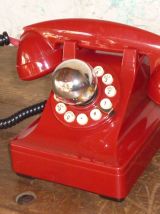 LAMPE TELEPHONE ROUGE