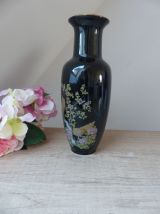 Ancien Vase Noir Décor Fleurs et Paon en Céramique Fabriqué 