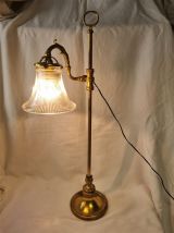 Lampe en bronze et tulipe holophane