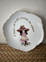 Assiette vintage en porcelaine 