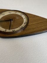 Horloge de cuisine en formica