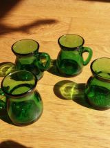 Pichet tasse pot à lait verre vert